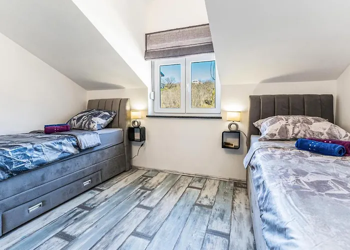Awesome Home In Ribnica - Krusevo Дом отдыха Anic