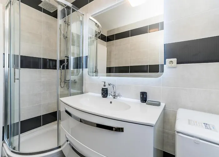 Awesome Home In Ribnica - Krusevo Anic