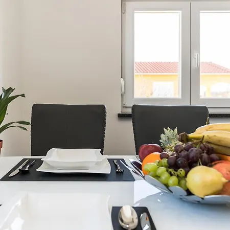 Awesome Home In Ribnica - Krusevo *